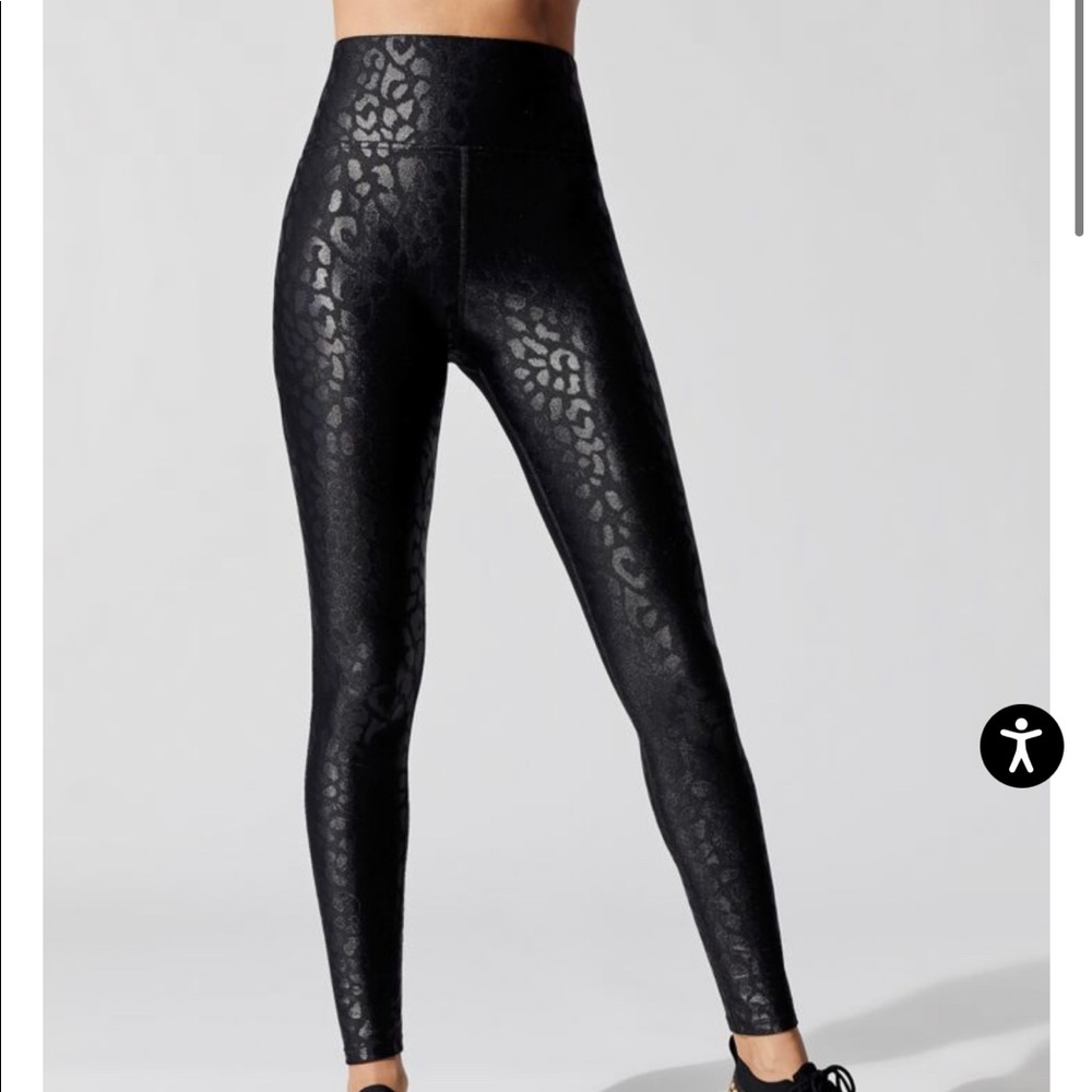 Carbon38 Takara Leopard Leggings Black